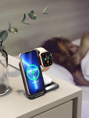 Хорошая цена. 150г Беспроводное зарядное устройство типа С Быстрая зарядка для нескольких устройств 2-8 мм расстояние зарядки онлайн